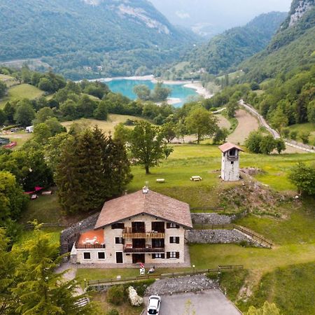 La Rustica Sul Lago Di Tenno Mansarda Εξωτερικό φωτογραφία